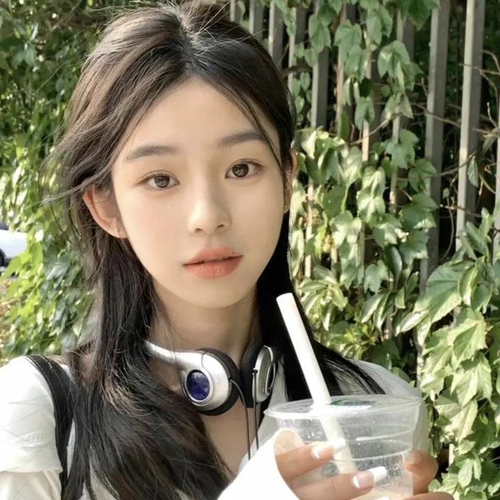 赫米娅与海伦娜